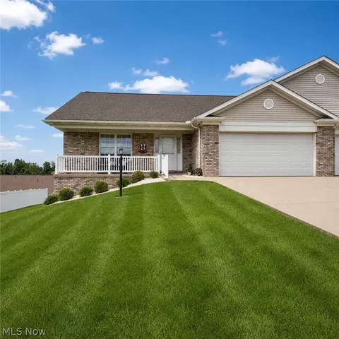 51986 Scotch Pine Dr, Saint Clairsville, OH 43950