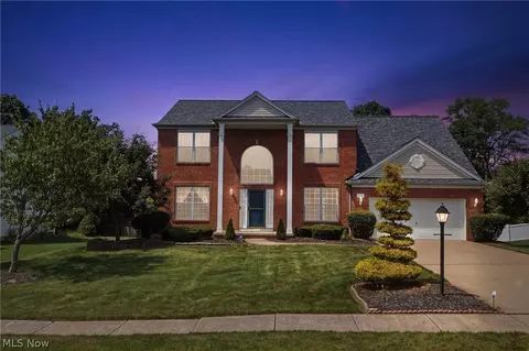 3521 Beaumont Dr, Brunswick, OH 44212