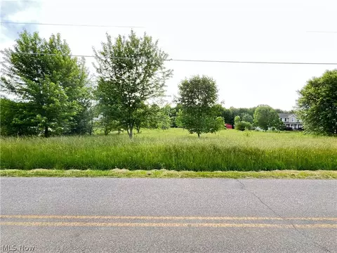 185 Horning Rd, Atwater, OH 44201