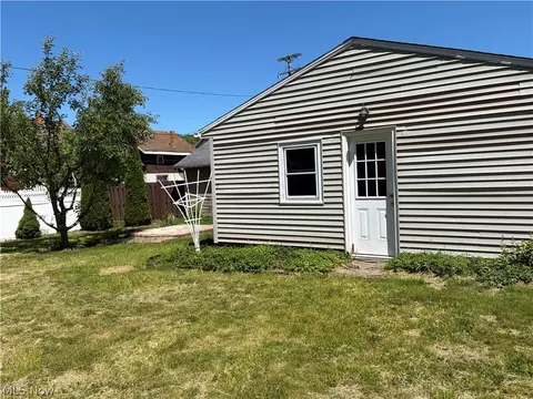 Exterior - 4309 State Rd, Ashtabula, OH 44004 photo 2 of 2