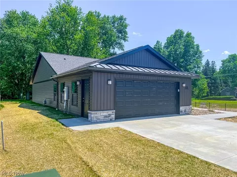 4859 Oasis Ave, Wooster, OH 44691