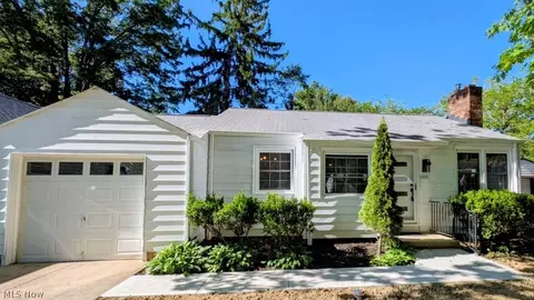 30 French St, Berea, OH 44017