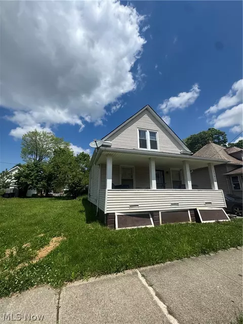 13613 Coath Ave, Cleveland, OH 44120
