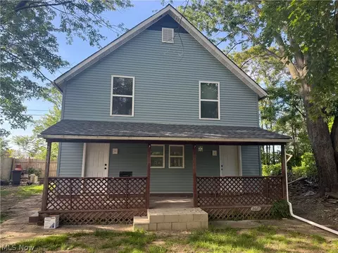 2069 E 29th St, Lorain, OH 44055