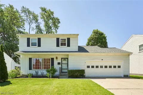 636 Franklin Ave, Cuyahoga Falls, OH 44221