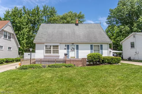 3154 NW Boulevard Blvd NW, Warren, OH 44485