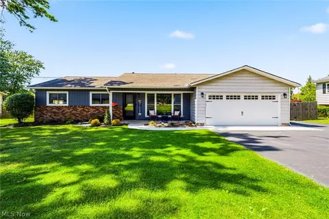 9839 Johnnycake Ridge Rd, Mentor, OH 44060