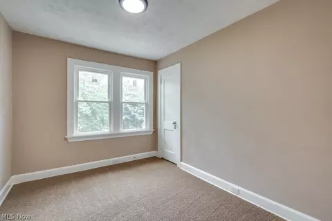 Bedroom - 925 E 224th St, Euclid, OH 44123 photo 1 of 8