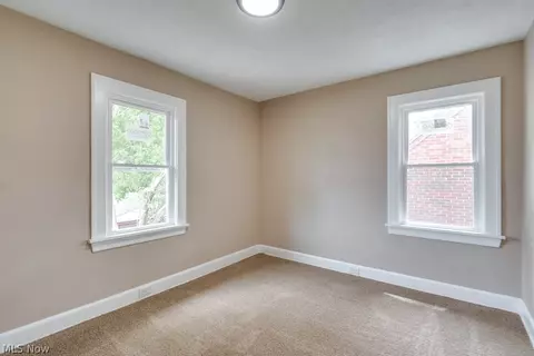 925 E 224th St, Euclid, OH 44123 photo 24