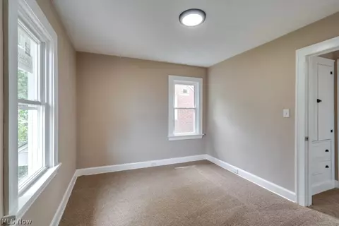 925 E 224th St, Euclid, OH 44123 photo 22