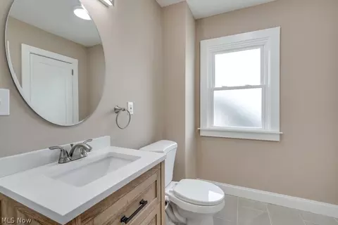 Bath - 925 E 224th St, Euclid, OH 44123 photo 1 of 4