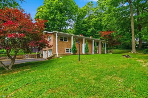 16415 Meadowville St SE, Minerva, OH 44657