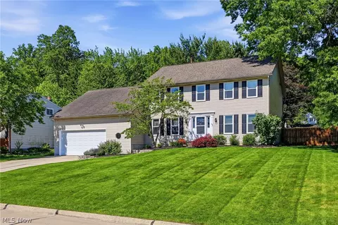 630 Moorfield Rd, Akron, OH 44333