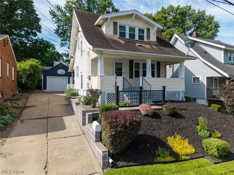 342 Washington Ave, Barberton, OH 44203