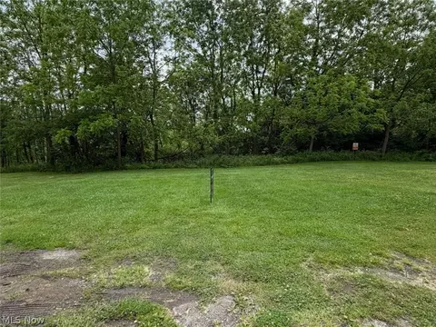 Victoria Street, Youngstown, OH 44510
