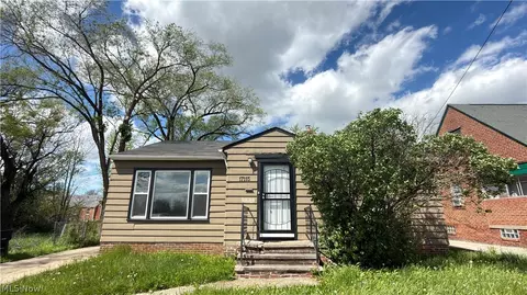 17115 Harvard Ave, Cleveland, OH 44128