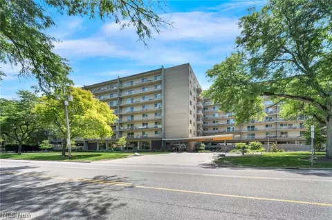 10301 Lake Ave #506, Cleveland, OH 44102