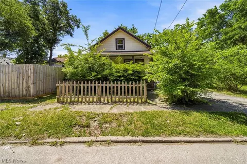 9404 Benham Ave, Cleveland, OH 44105