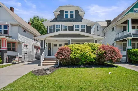 1909 W 74th St, Cleveland, OH 44102