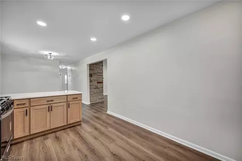 8455 W Ridge Rd, Elyria, OH 44035 photo 7