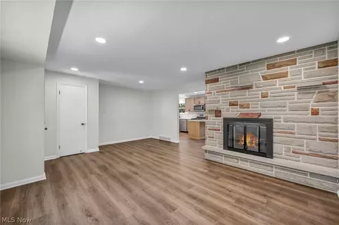 8455 W Ridge Rd, Elyria, OH 44035 photo 14