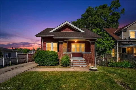 3338 E 119th St, Cleveland, OH 44120