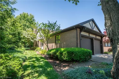 117 Brookview Dr SW, North Canton, OH 44709 photo 38