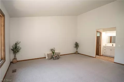 117 Brookview Dr SW, North Canton, OH 44709 photo 17