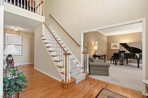 Entry Way - 593 Brookstone Ct, Copley, OH 44321 photo 1 of 5