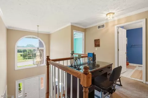 Entry Way - 593 Brookstone Ct, Copley, OH 44321 photo 4 of 5