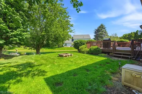 Exterior - 593 Brookstone Ct, Copley, OH 44321 photo 2 of 5