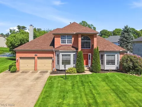 593 Brookstone Ct, Copley, OH 44321
