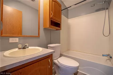 Bath - 62 Redwood Dr, Beloit, OH 44609 photo 1 of 2