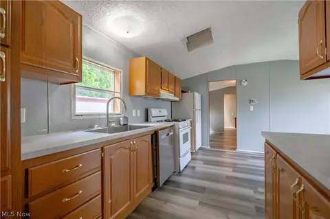 Other - 62 Redwood Dr, Beloit, OH 44609 photo 2 of 7