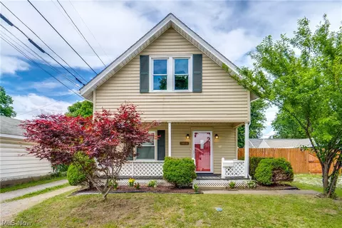 5015 12th St SW, Canton, OH 44710