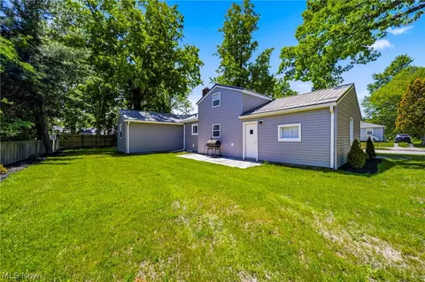 Exterior - 4932 Kain Ave, Ashtabula, OH 44004 photo 6 of 8