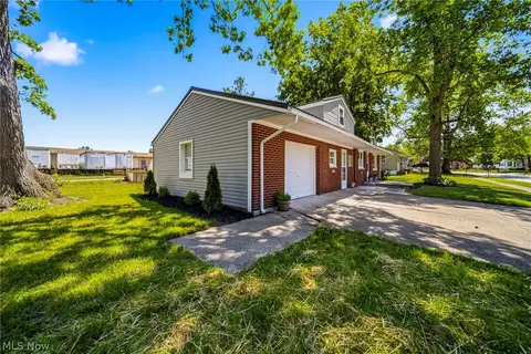 Exterior - 4932 Kain Ave, Ashtabula, OH 44004 photo 8 of 8