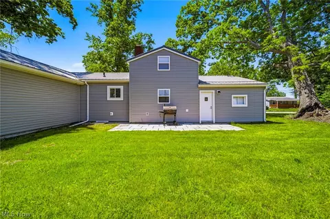 Exterior - 4932 Kain Ave, Ashtabula, OH 44004 photo 5 of 8