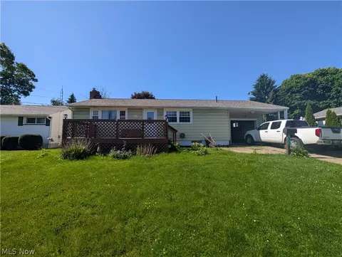 3612 Lotus Pl SW, Canton, OH 44710