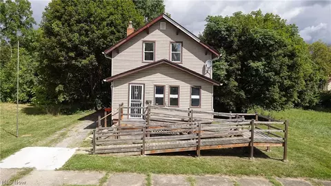 148 Saint Louis Ave, Youngstown, OH 44507