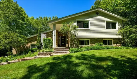 3136 Roberts Dr, Richfield, OH 44286
