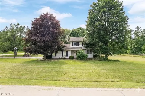 5050 Fox Ridge Dr, North Canton, OH 44720