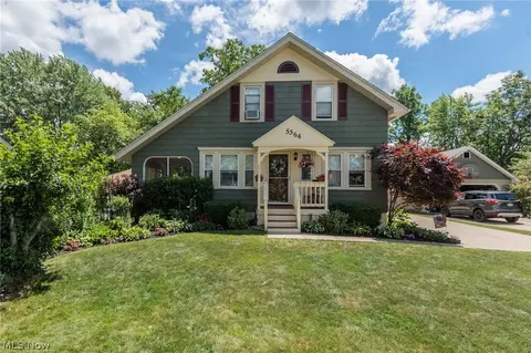5364 Summit Rd, Lyndhurst, OH 44124