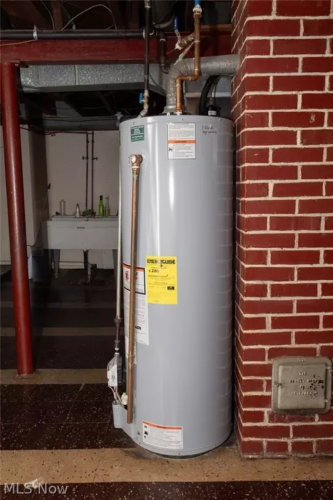 Other - 213 Como St, Struthers, OH 44471 photo 6 of 8