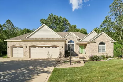 4068 Forest Run Cir, Medina, OH 44256