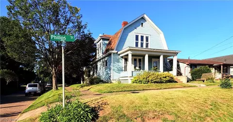 1101 Phillips St, Marietta, OH 45750