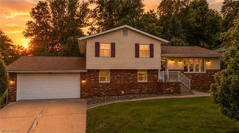 120 Windermere Dr, Saint Clairsville, OH 43950