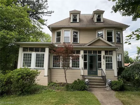 816 N Market St, Lisbon, OH 44432
