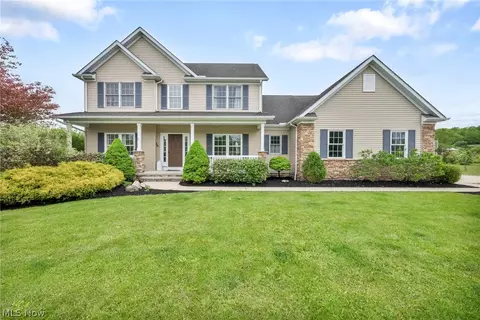 14353 Radcliffe Rd, Chardon, OH 44024