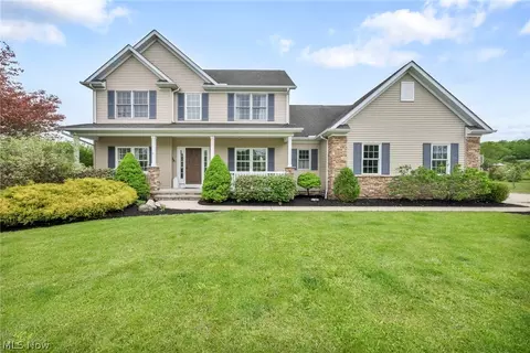 14353 Radcliffe Rd, Chardon, OH 44024